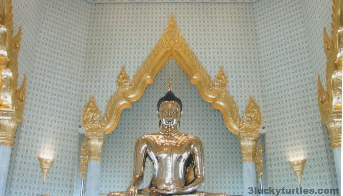 A Buddha statue in a temple in Bangkok, Thailand. Image for post A Buddha statue in a temple in Bangkok, Thailand.